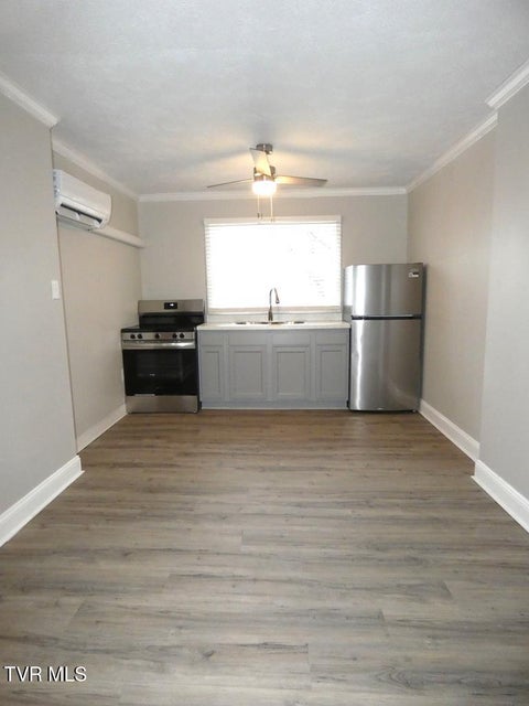 Photo #10: 31157 Princeton Avenue