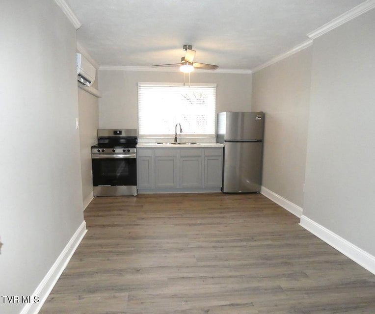 Photo #50: 31157 Princeton Avenue