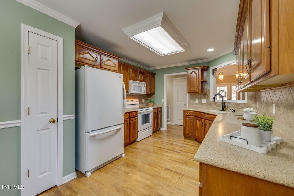 Photo #10: 4105 Nickleby Court