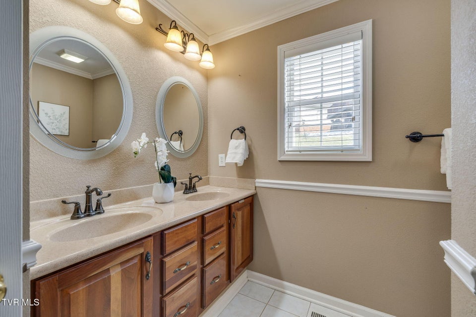 Photo #16: 4105 Nickleby Court