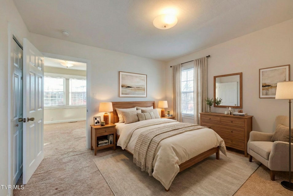 Photo #5: 810 Lamont Street