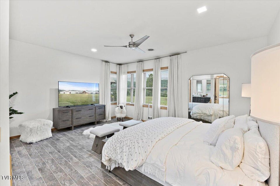 Photo #28: 241 Industrial Park Road