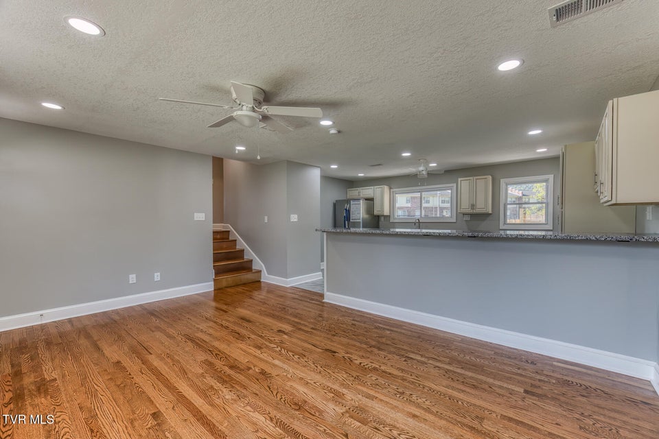 Photo #4: 1216 Norway Street