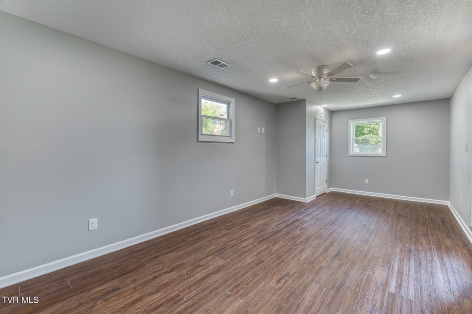 Photo #14: 1216 Norway Street