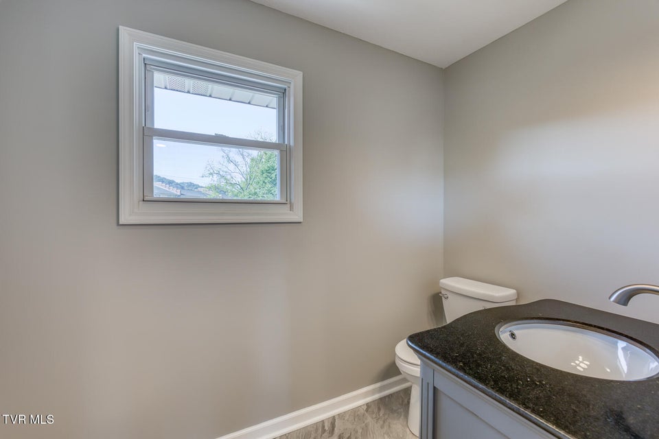 Photo #16: 1216 Norway Street