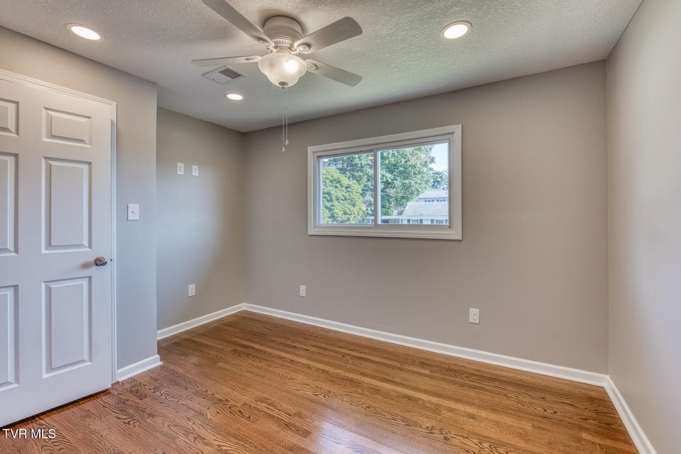 Photo #22: 1216 Norway Street