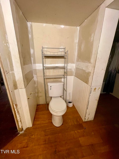 Photo #21: 416 Opekiska Street