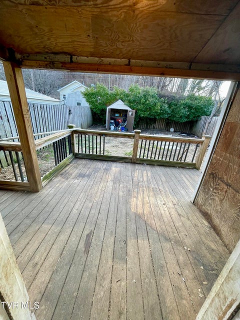 Photo #27: 416 Opekiska Street