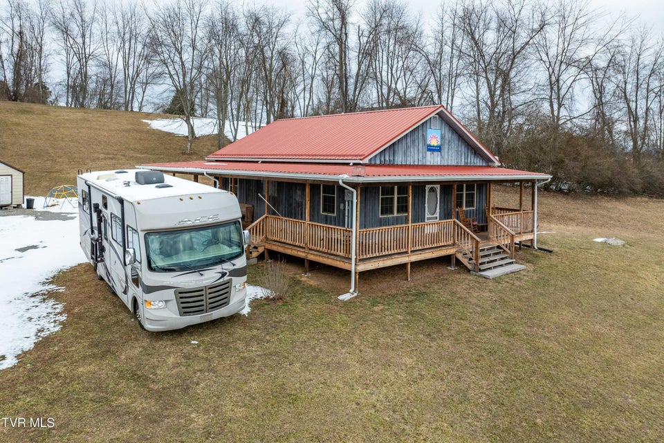 Photo #21: 36091 Glove Drive