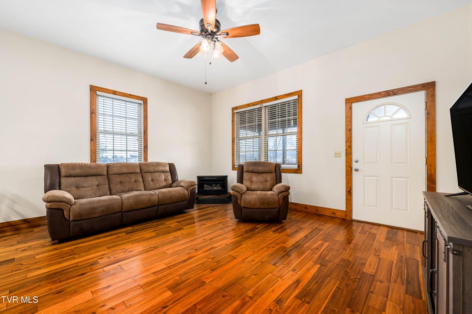 Photo #33: 36091 Glove Drive