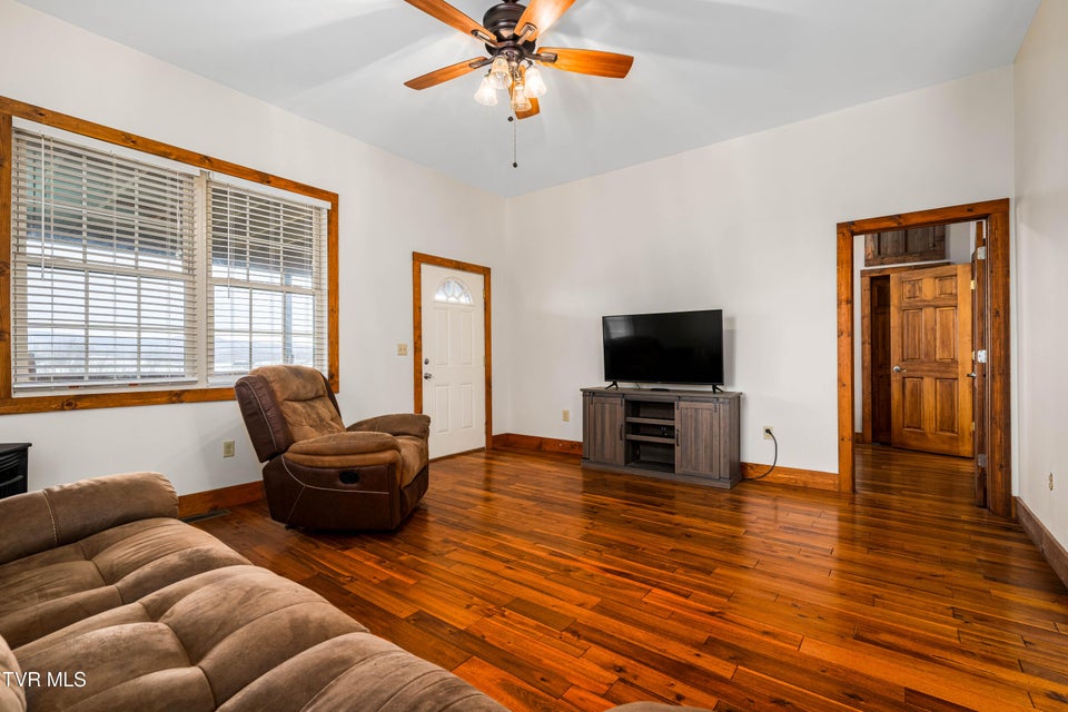 Photo #34: 36091 Glove Drive