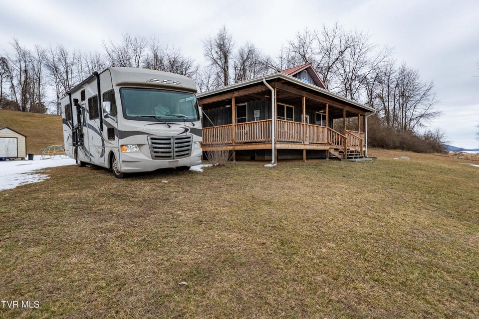 Photo #50: 36091 Glove Drive