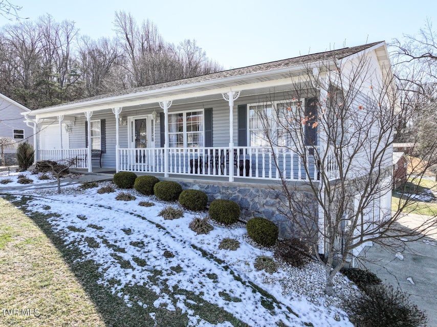 Photo #41: 116 Maple Crest