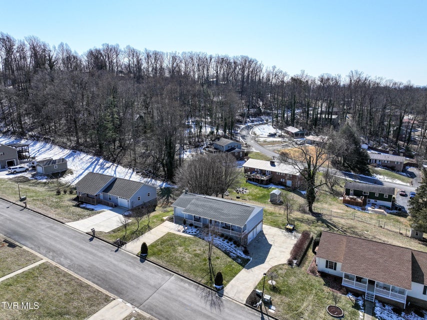 Photo #43: 116 Maple Crest