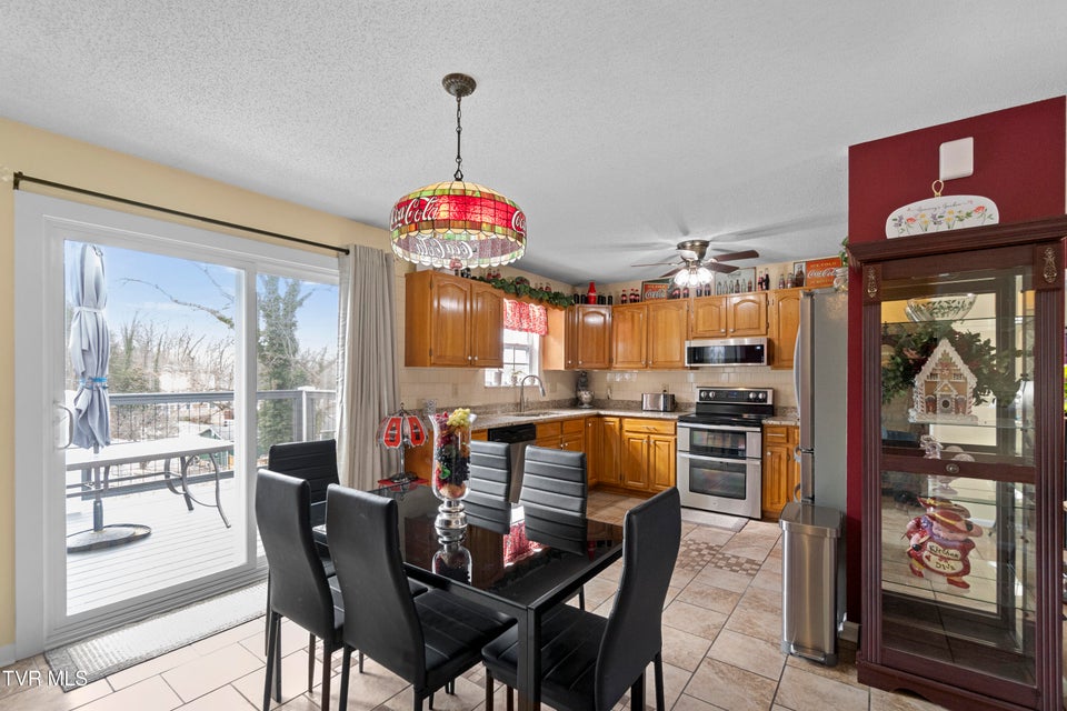 Photo #7: 116 Maple Crest