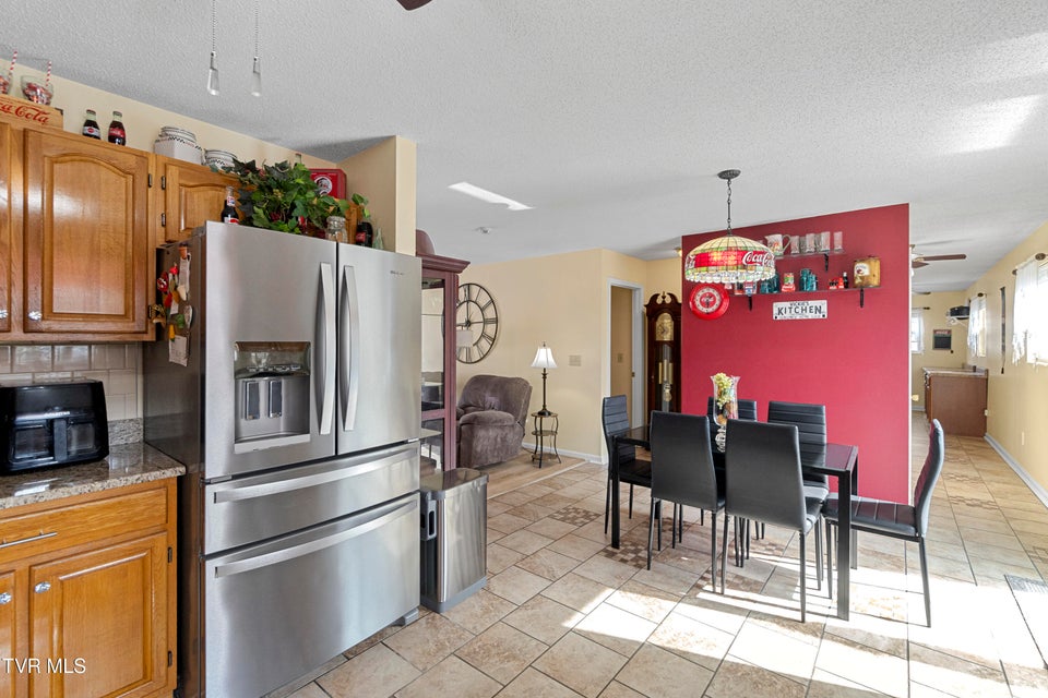 Photo #9: 116 Maple Crest