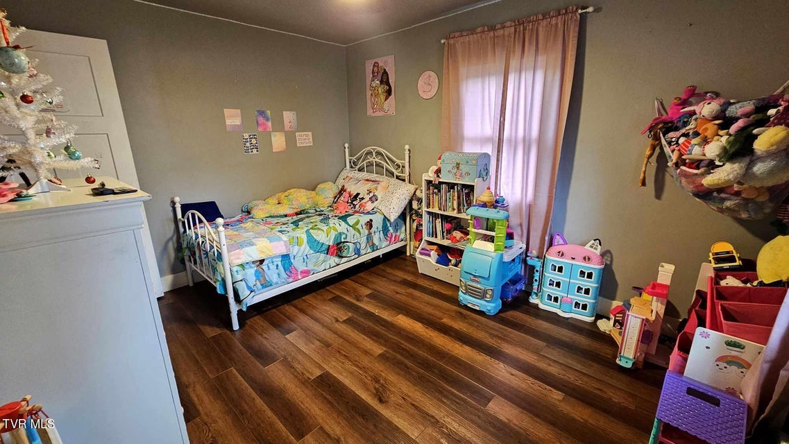 Photo #13: 116 Barker Avenue