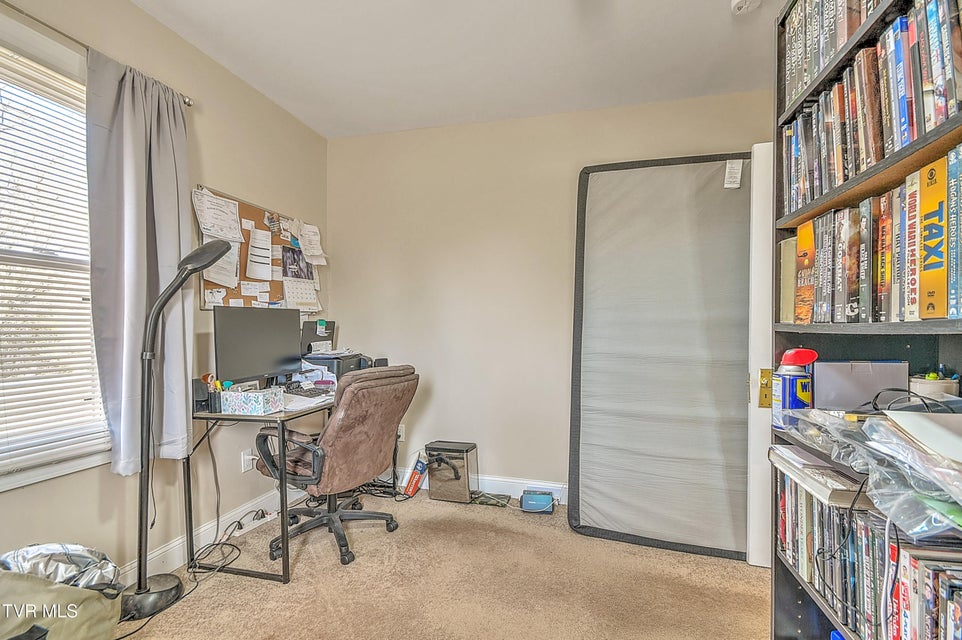 Photo #15: 118 Lincoln Avenue