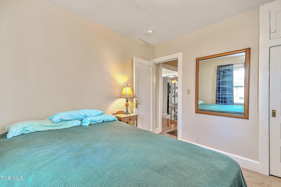 Photo #21: 118 Lincoln Avenue