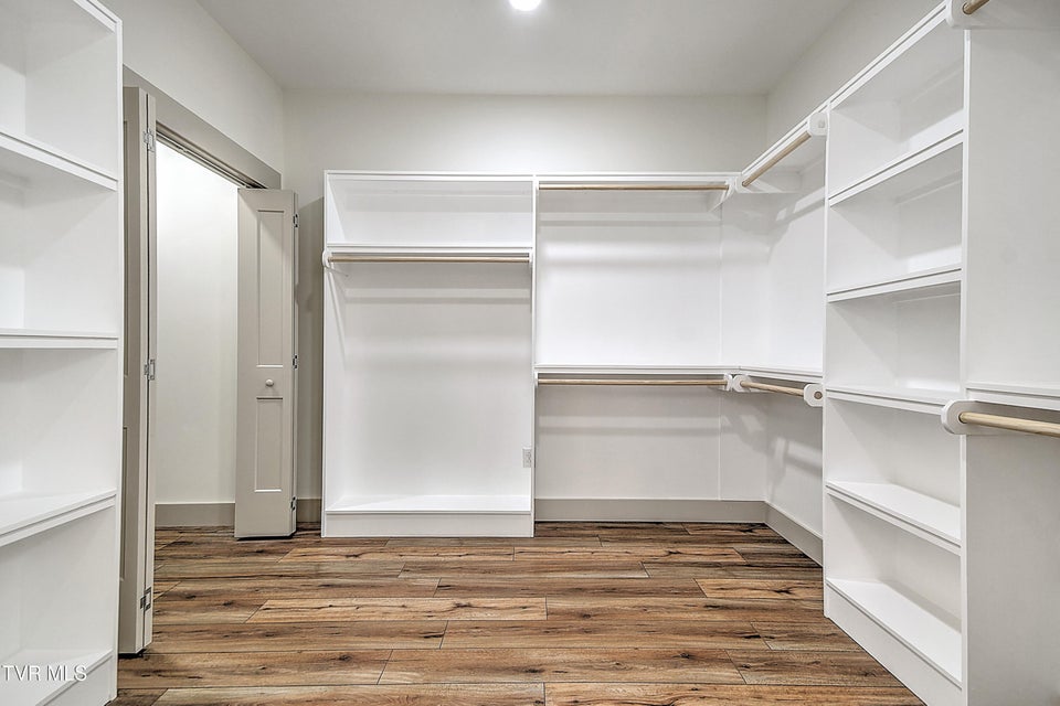 Photo #19: 505 Hickory Tree Pvt Drive