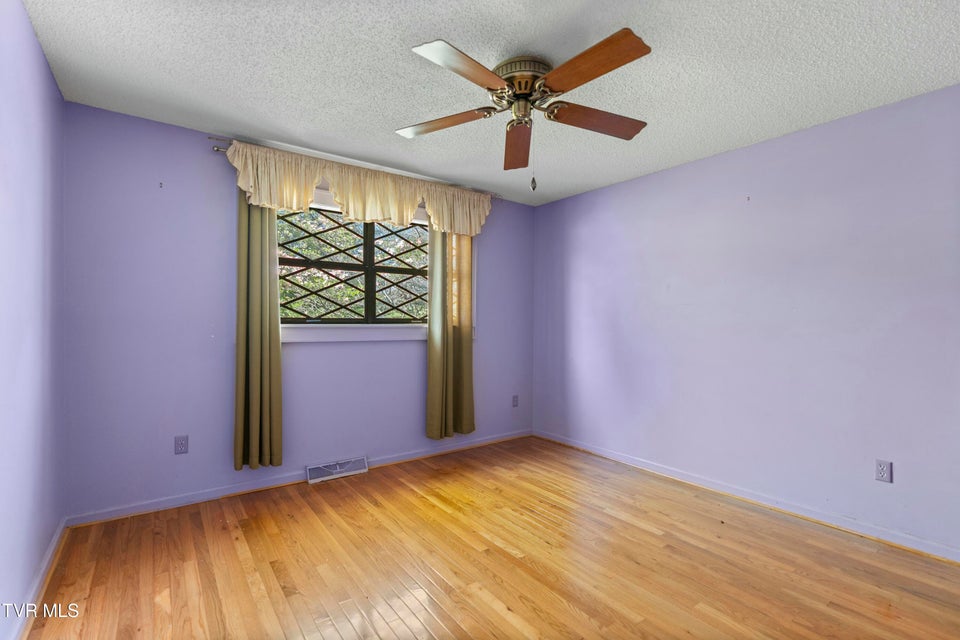 Photo #23: 1417 Upland Avenue