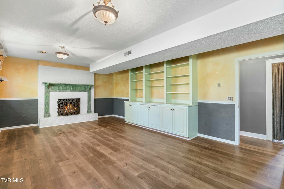 Photo #31: 1417 Upland Avenue