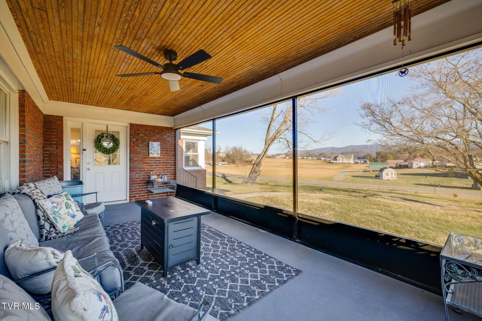 Photo #6: 845 Highway 44 