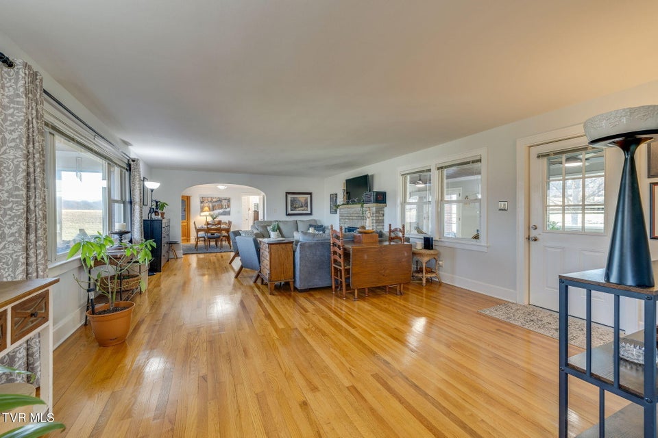 Photo #9: 845 Highway 44 