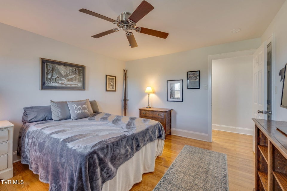 Photo #29: 845 Highway 44 