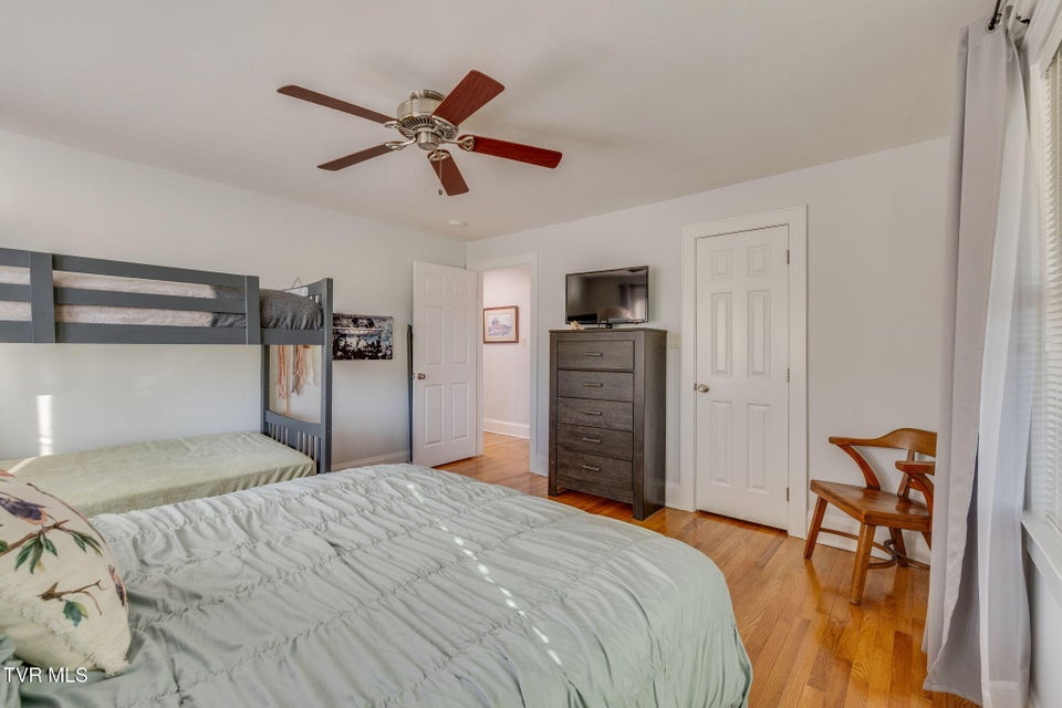 Photo #35: 845 Highway 44 