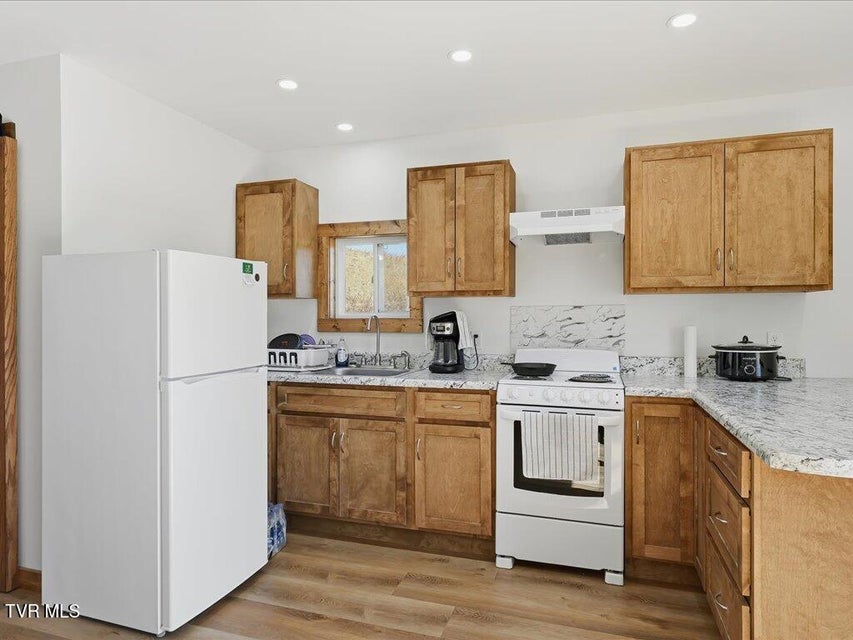 Photo #8: 1101 Beason Ridge Road