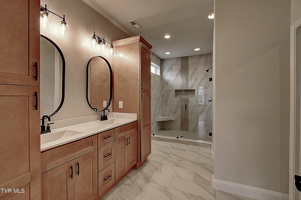 Photo #14: 1207 Brown Road