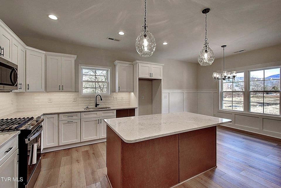 Photo #7: 1209 Brown Road