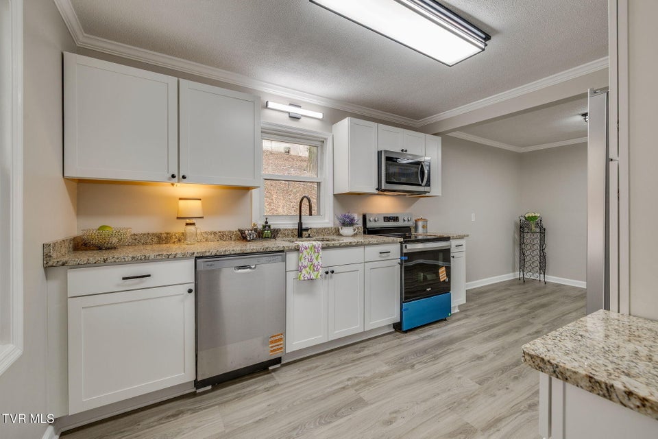 Photo #10: 977 Kinsler Pvt Lane