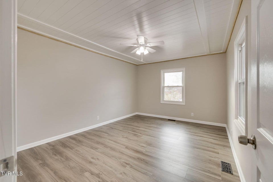 Photo #11: 977 Kinsler Pvt Lane