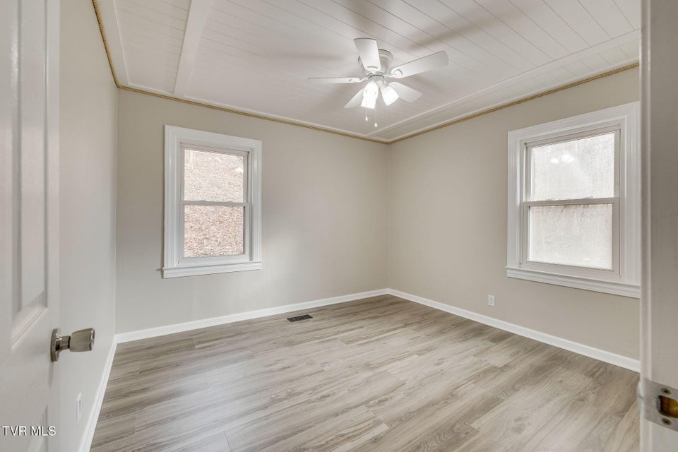 Photo #16: 977 Kinsler Pvt Lane