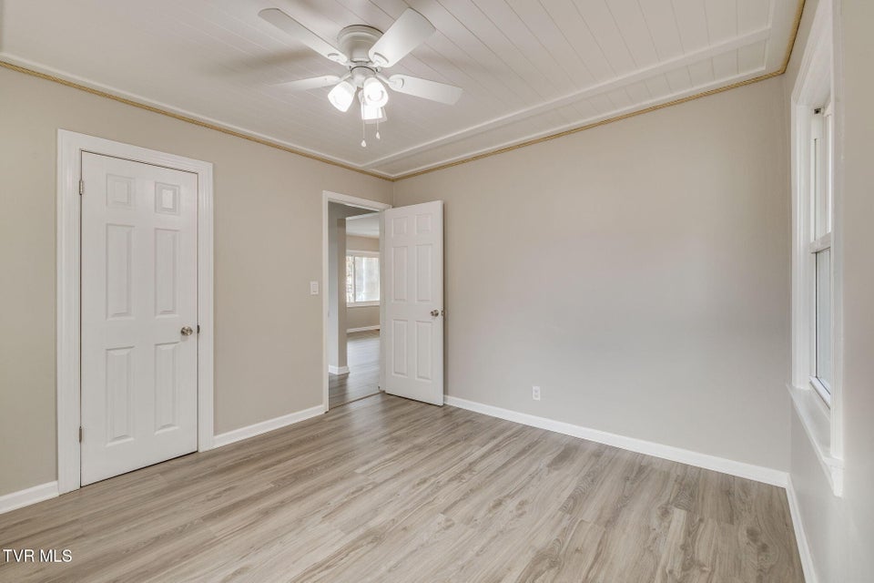 Photo #17: 977 Kinsler Pvt Lane