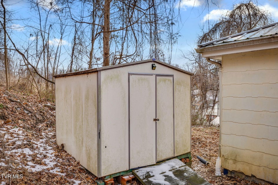 Photo #25: 977 Kinsler Pvt Lane