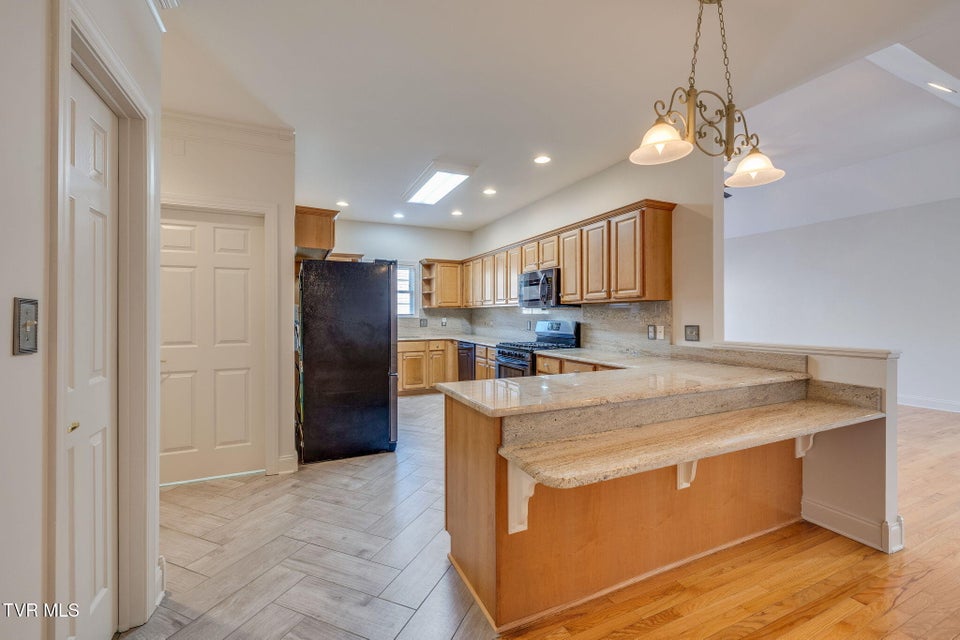 Photo #11: 1148 Bellingham Drive