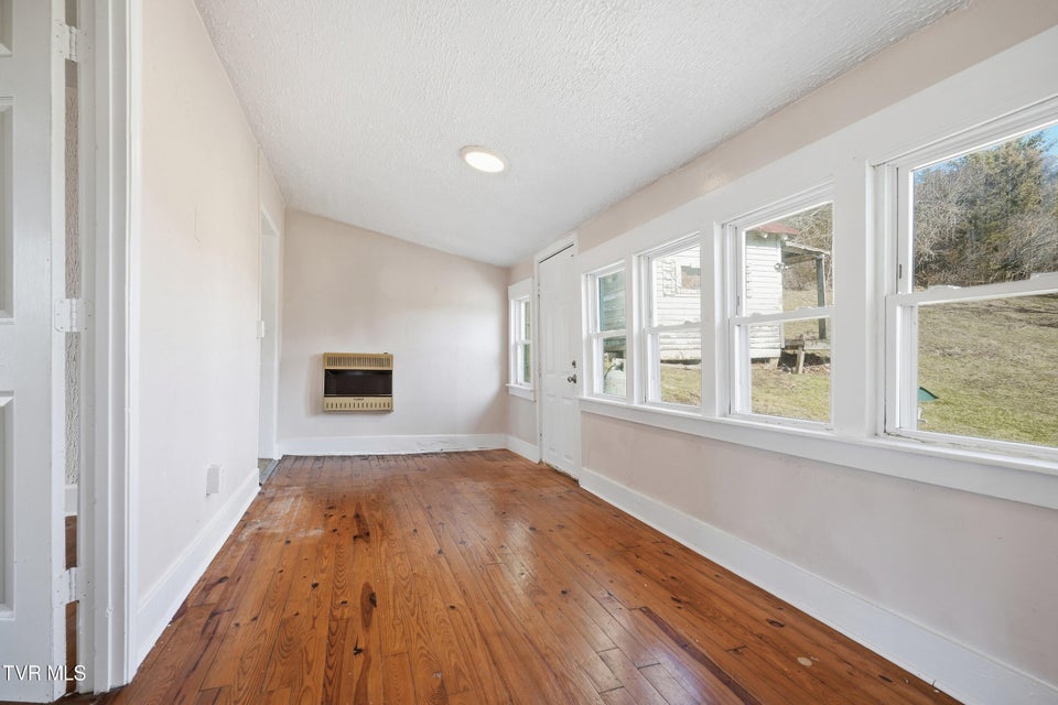 Photo #13: 454 Fincastle Road