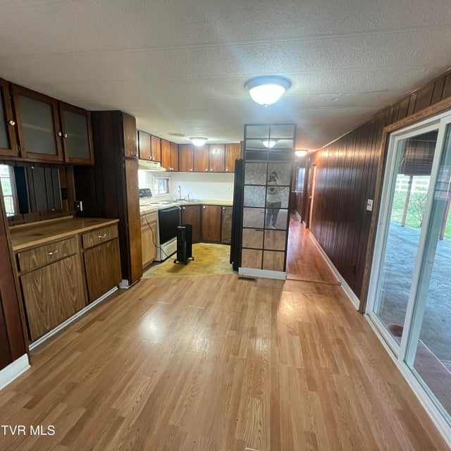 Photo #48: 2873 Main Street