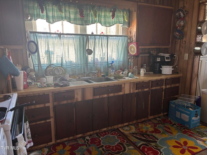 Photo #2: 219 Oak Street