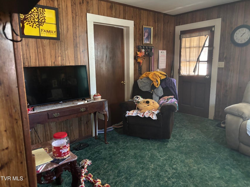 Photo #9: 219 Oak Street