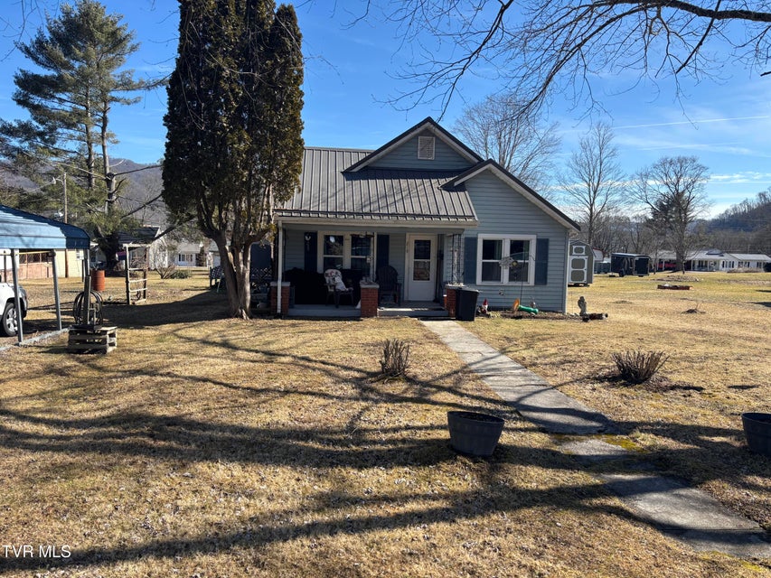 Photo #12: 219 Oak Street