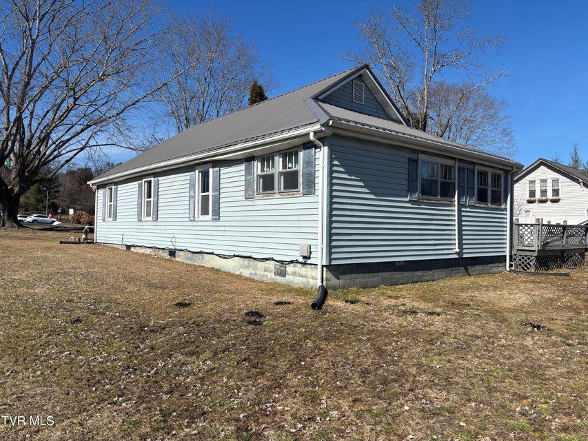 Photo #14: 219 Oak Street