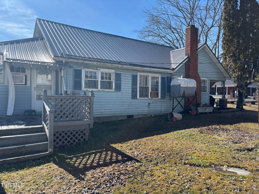 Photo #16: 219 Oak Street