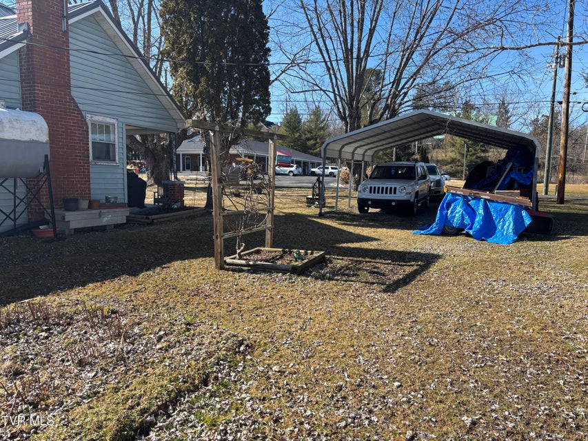 Photo #17: 219 Oak Street