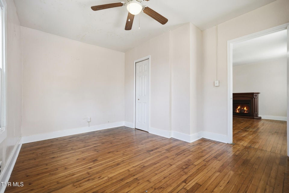 Photo #12: 454 Fincastle Road