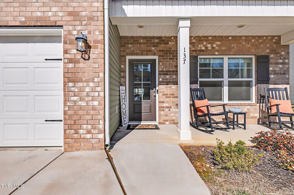 Photo #6: 137 Sweet Pea Trail