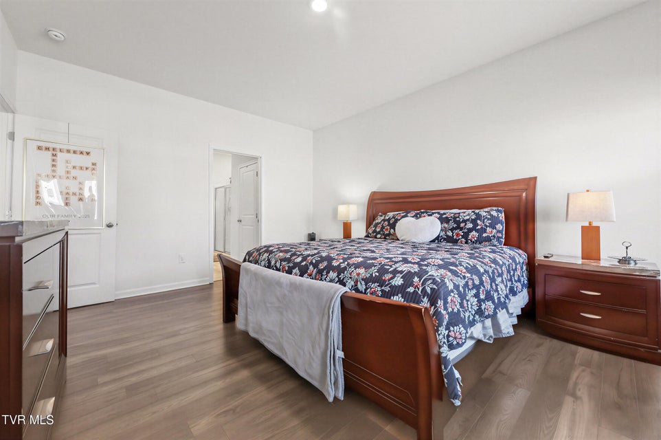 Photo #26: 137 Sweet Pea Trail